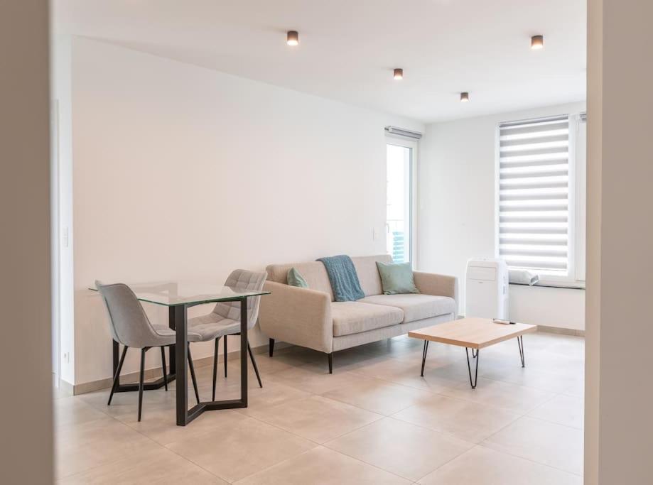 Superbe Appartement Avec Parking Malmedy Exterior photo